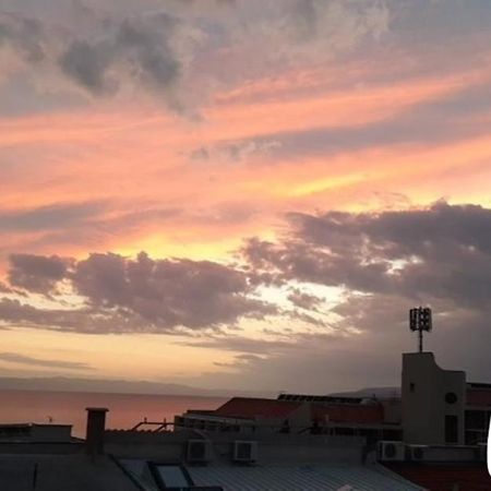 Appartement Apartman Sunce à Makarska Extérieur photo