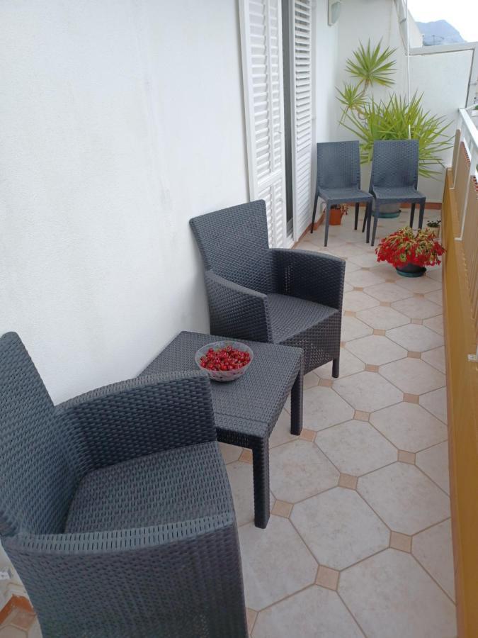 Appartement Apartman Sunce à Makarska Extérieur photo
