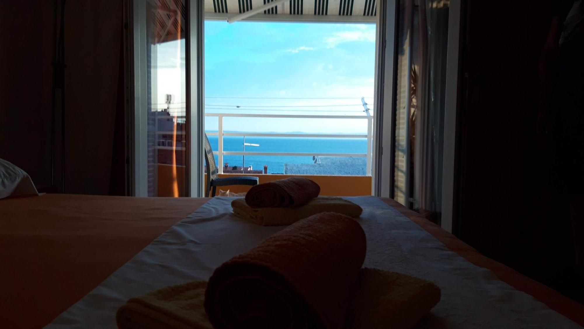 Appartement Apartman Sunce à Makarska Extérieur photo