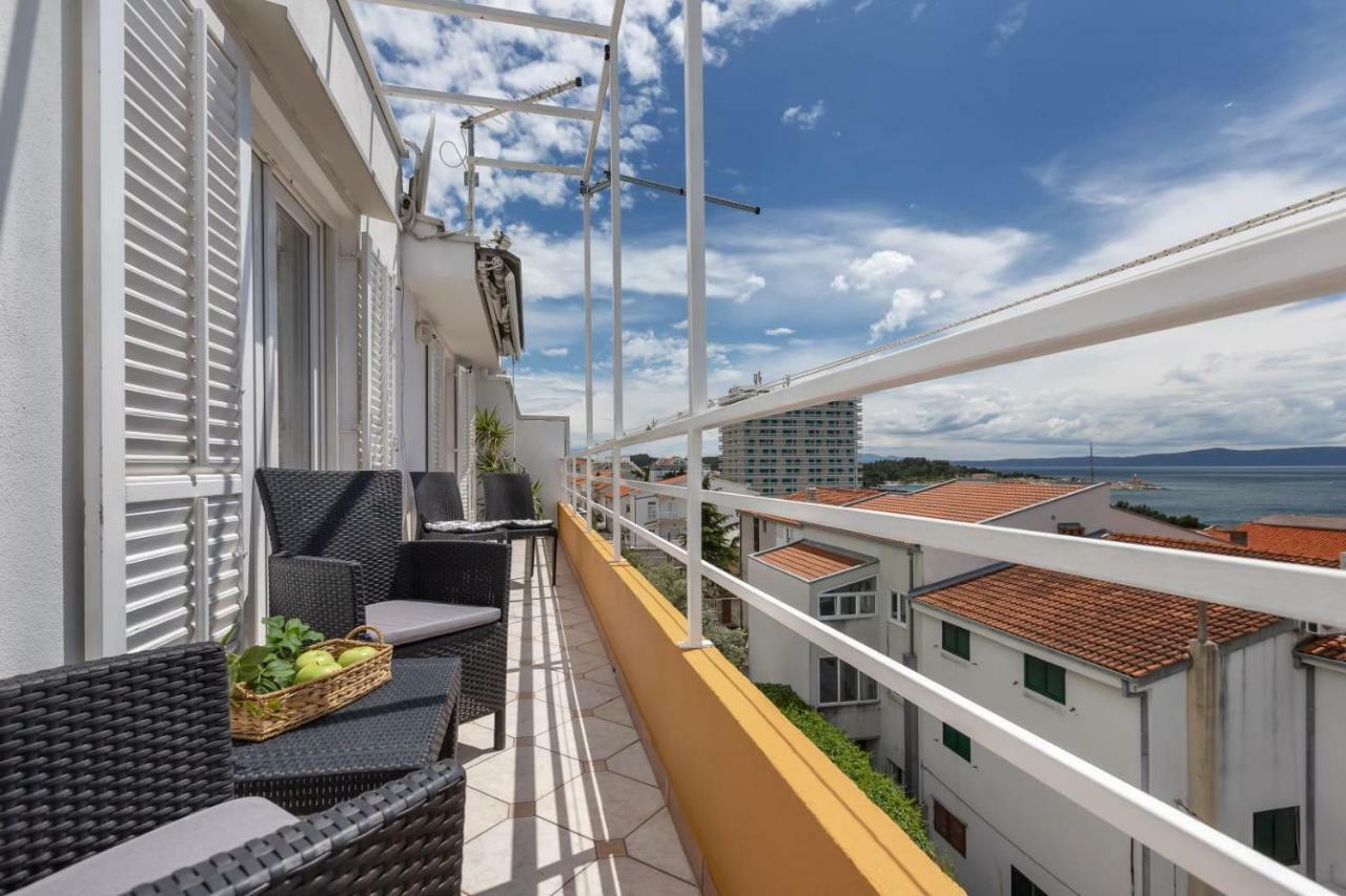 Appartement Apartman Sunce à Makarska Extérieur photo